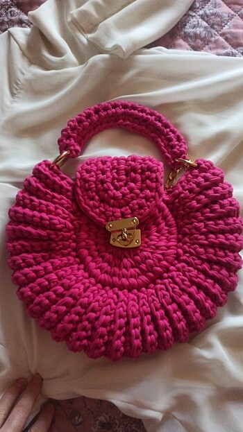 Penye ipten çanta istenilen renk model yapılır - Görsel 9