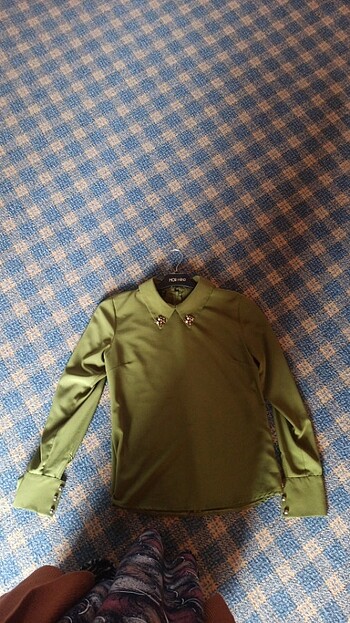 Kina Yeşili gömlek 42 beden ama 38 bedene olur - Görsel 13