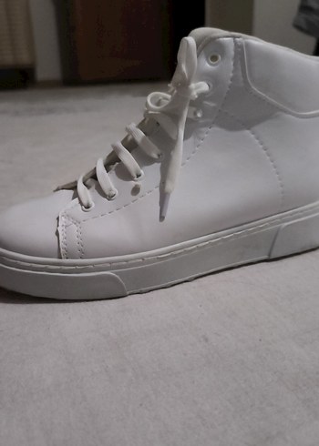 Beyaz Bağcıklı Kadın Spor Ayakkabı - Görsel 2