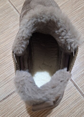 Ugg Ugg bot