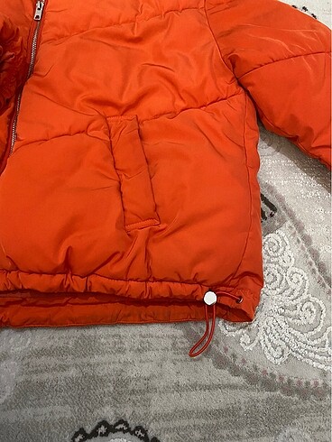 m Beden turuncu Renk H&M turuncu şişme mont