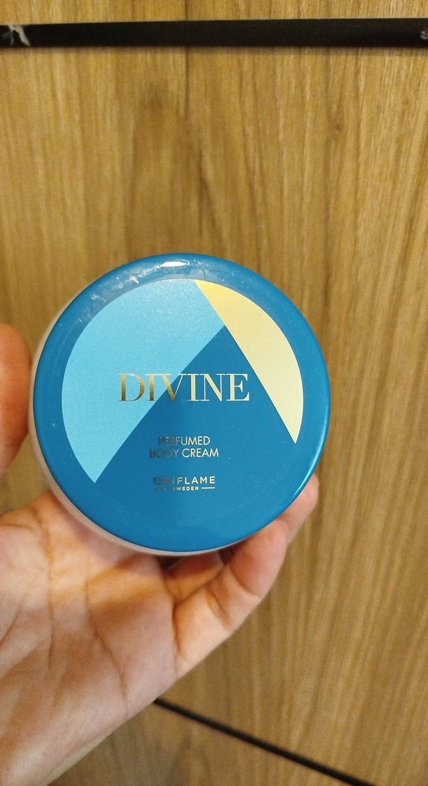 Oriflame Divine Parfümlü Vücut Kremi - Görsel 2
