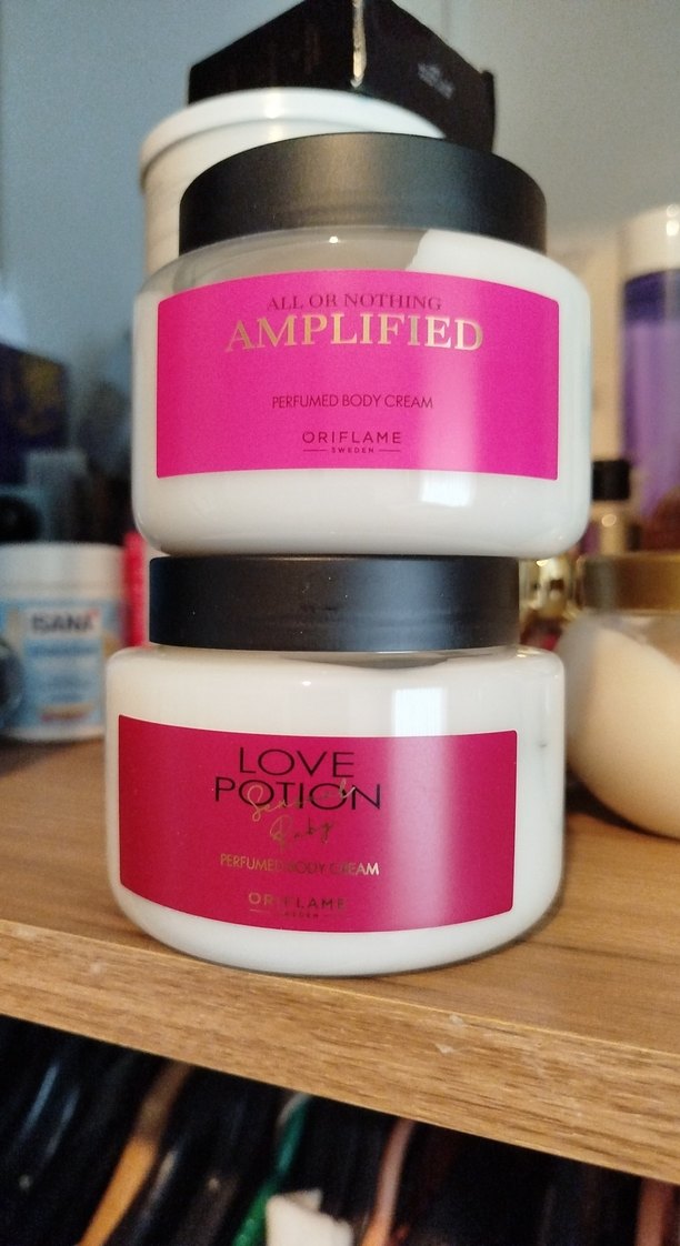 Oriflame Amplified ve Love Potion Parfümlü Vücut Kremi - Görsel 2