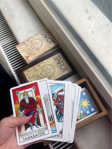 universal Beden Tarot kartı