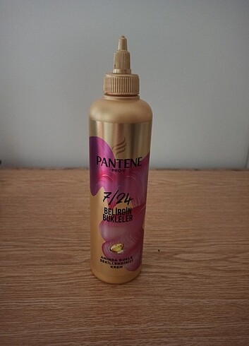 Pantene 7/24 belirgin bukleler 