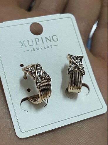 Zirkon taşlı çelik X küpe