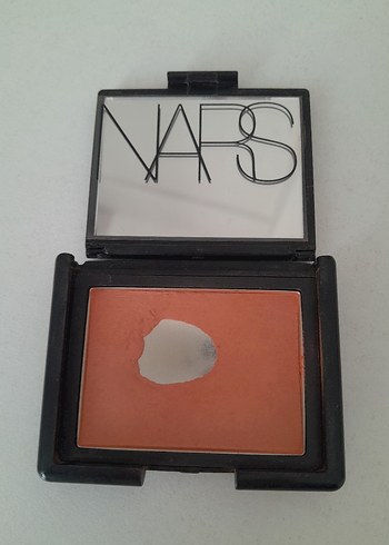 NARS Gina Allık