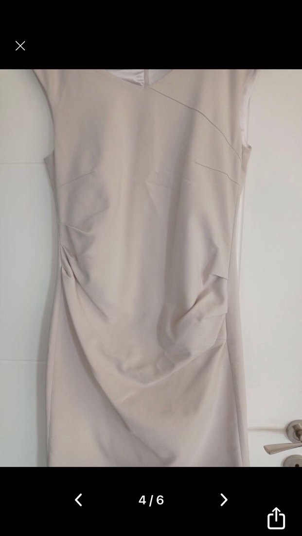 Bej deapeli üste oturan şık  Elbise - Görsel 4