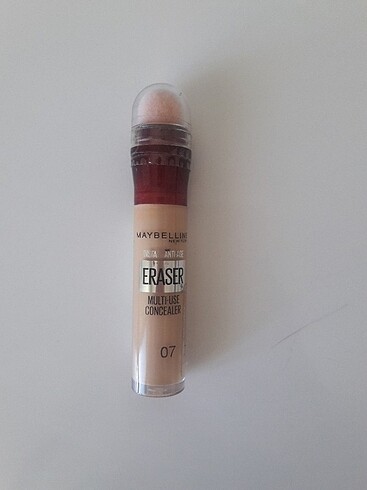 Maybelline kapatici