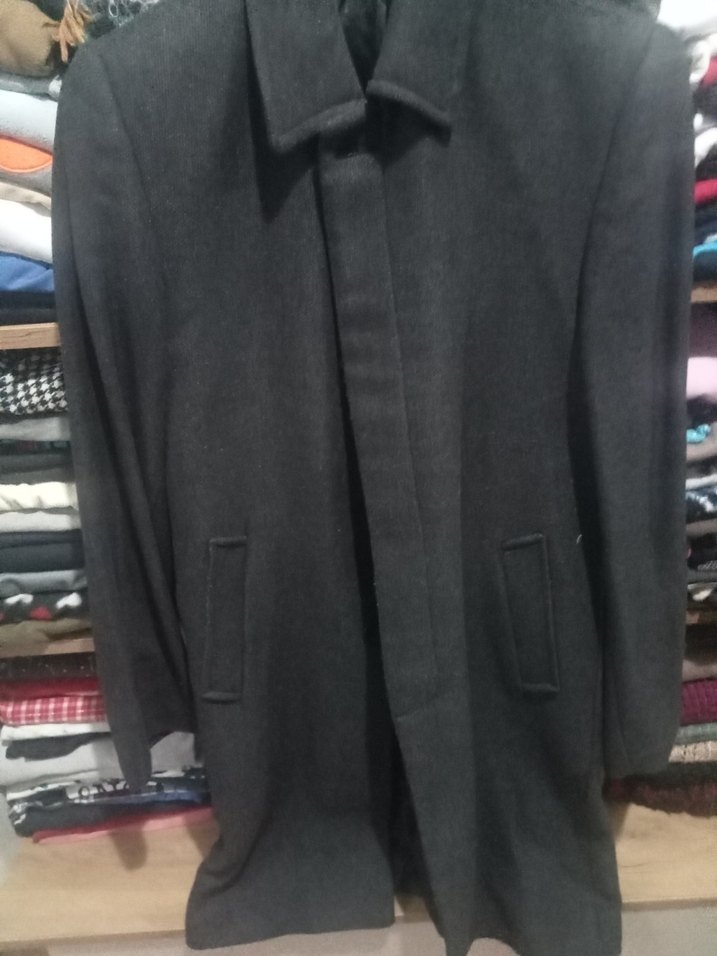 Gri Normcore Erkek Rozet - Athleisure Tarzı - Görsel 2