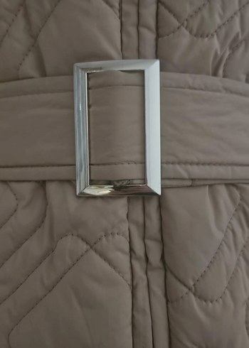 Bej Kuşaklı Kadın Kışlık Mont - Görsel 8