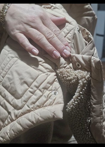 Bej Kuşaklı Kadın Kışlık Mont - Görsel 4