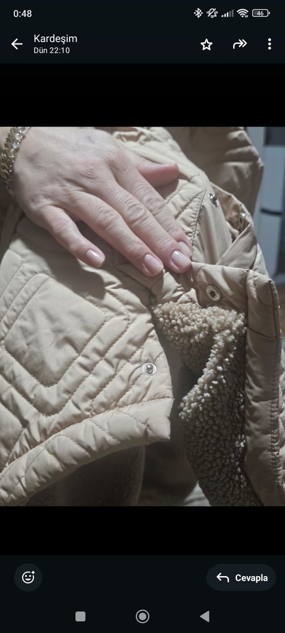 Bej Kuşaklı Kadın Kışlık Mont - Görsel 4