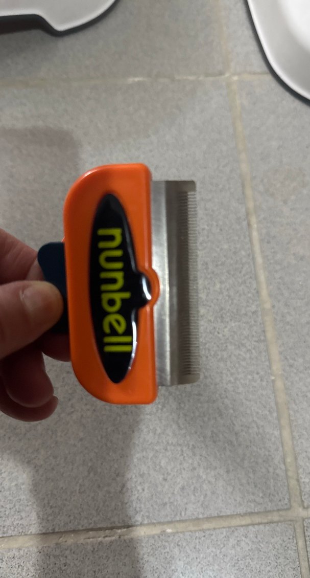 Turuncu Kedi Tüyü Temizleme Fırçası - Görsel 2