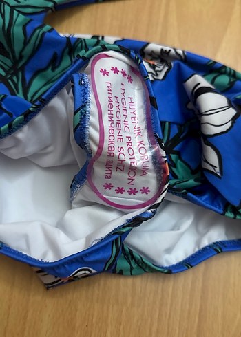 Mavi Çiçekli mayo ve bikiniler - Görsel 2