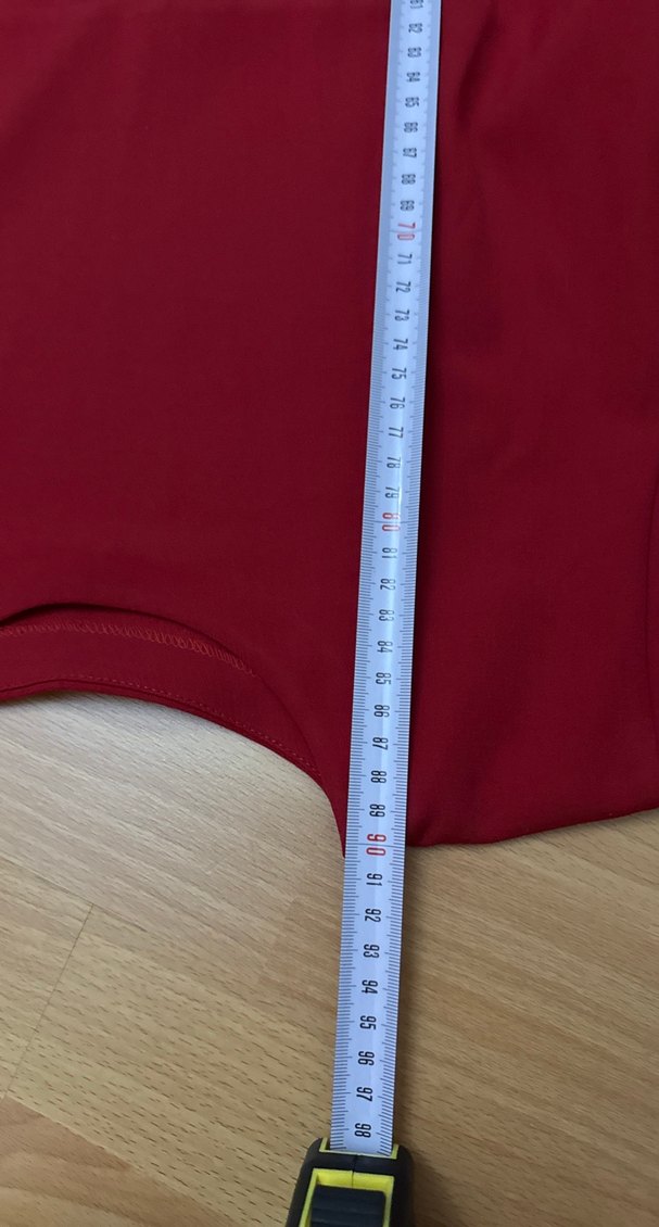 Kırmızı elbise ve ince mont - Görsel 3