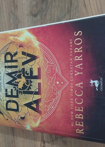 Demir Alev - Rebecca Yarros - Görsel 3