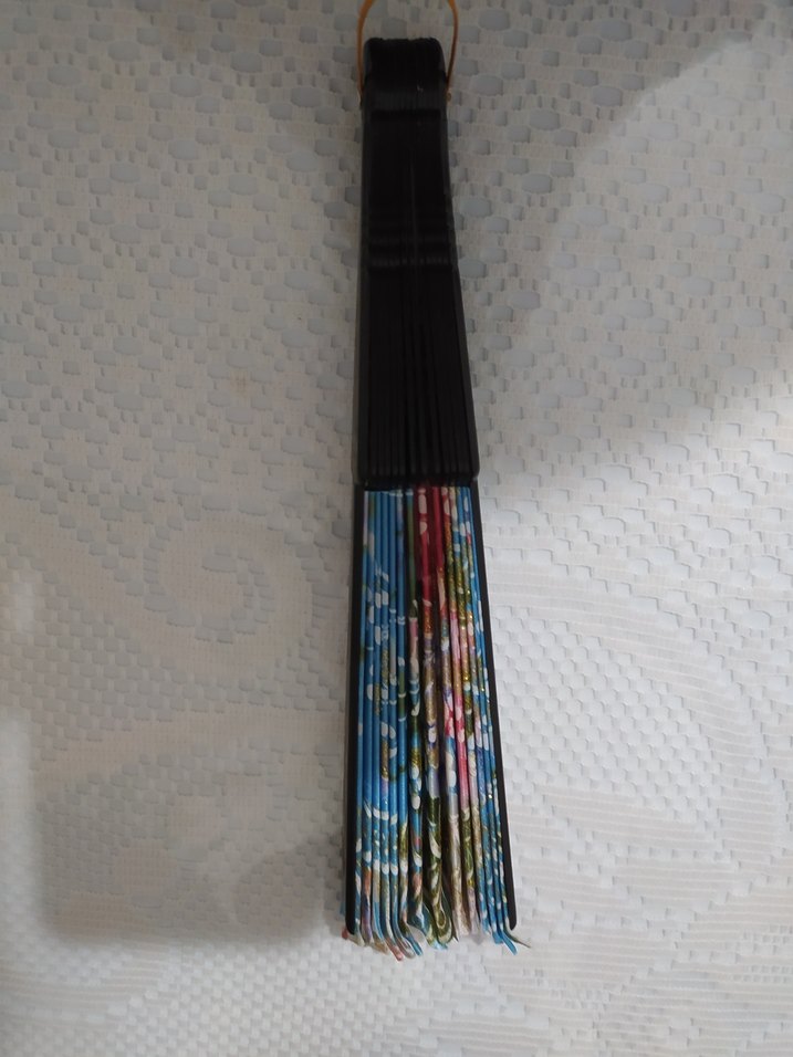 Çiçek Desenli Katlanabilir El Yelpazesi - Görsel 2