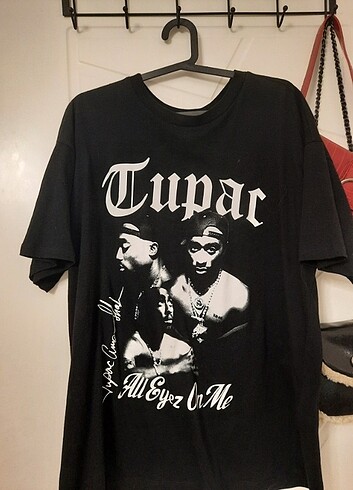 tupac tshirt