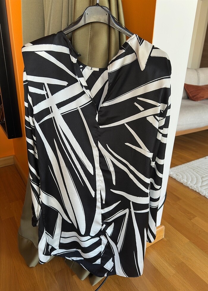 Mango saten elbise - Görsel 2