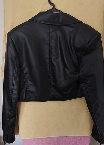 Siyah Parlak Deri Kadın Ceket - Görsel 2