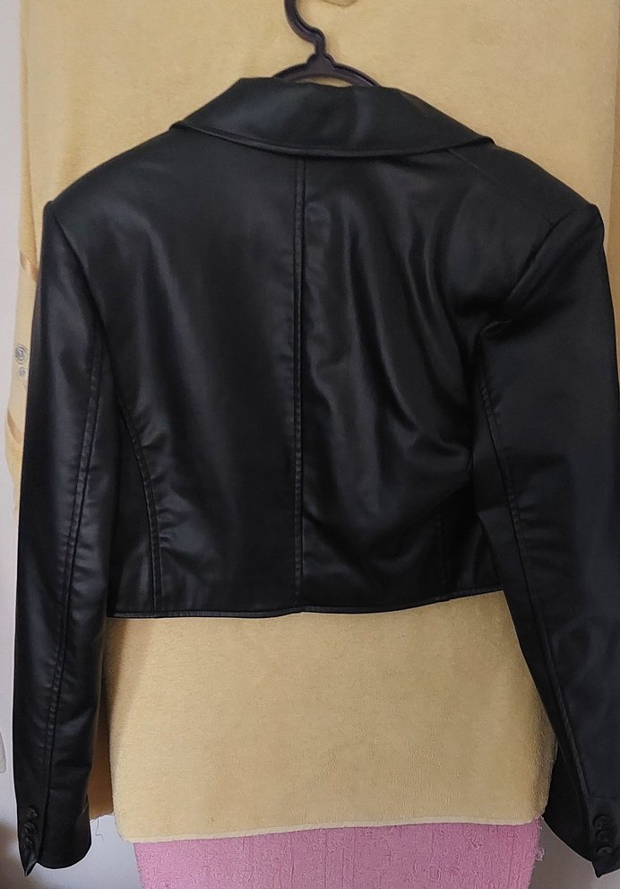Siyah Parlak Deri Kadın Ceket - Görsel 2