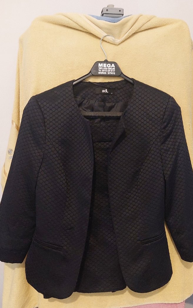 Düğmeli Siyah Yılan Desenli Midi Hamile Ceketi - Görsel 2