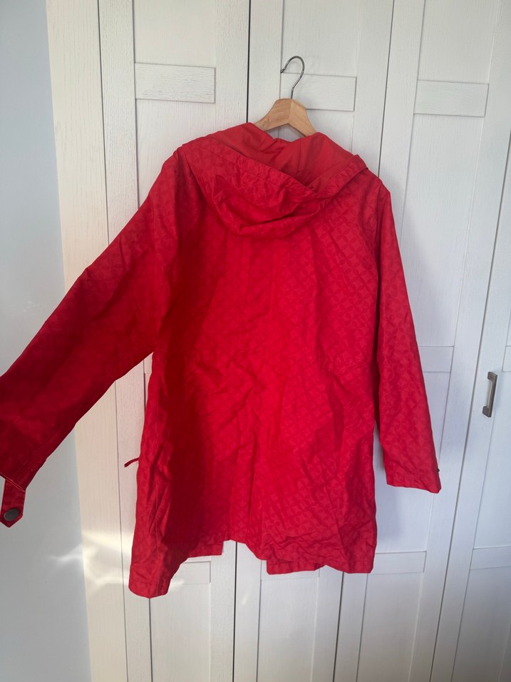 Tchibo yağmurluk rüzgarlık Düğmeli Kırmızı - Görsel 4