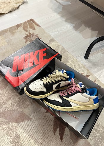 40 Beden Nike Air Jordan Travis Scott