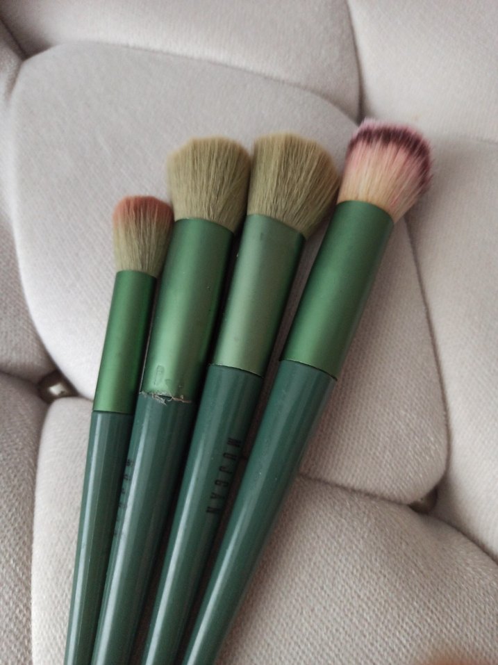 4'lü Yeşil Makyaj Fırçası Seti - Görsel 4