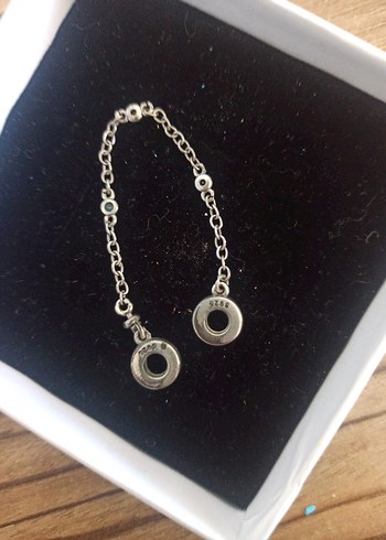 Gri Zincir Detaylı Kadın El Zinciri - Görsel 5