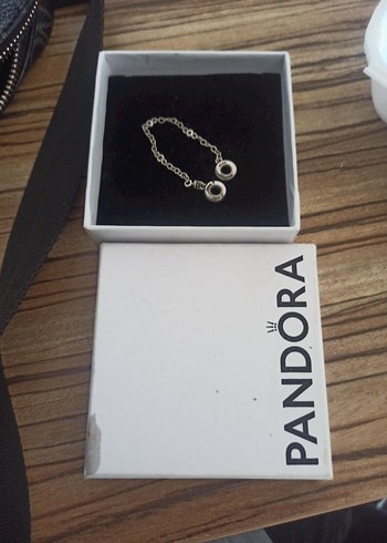 Gri Zincir Detaylı Kadın El Zinciri - Görsel 4