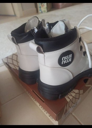 bot çizme Compax 38 numara beyaz siyahBeyaz Yüksek Topuklu - Görsel 5