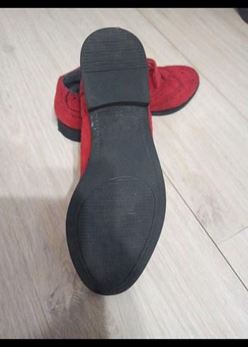 Kırmızı Süet Kadın Klasik Ayakkabı 36 - Görsel 2