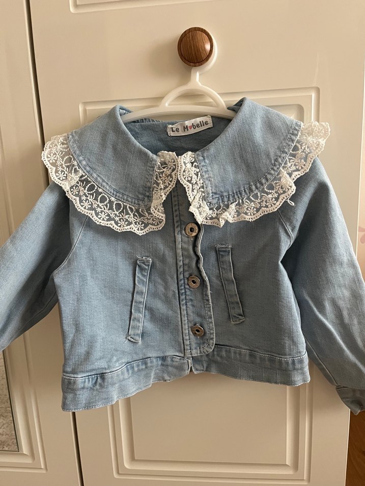 Düğmeli Dantel Yakalı Kız Kot ceket - Görsel 3