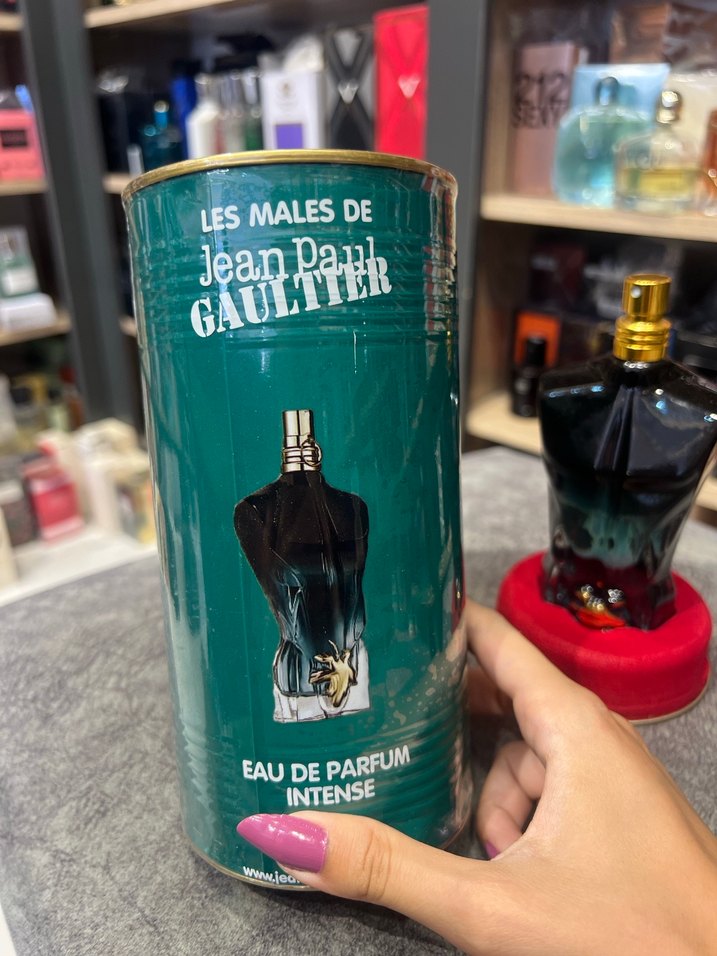 Jean Paul Gaultier Le Beau Parfüm 75 ml - Görsel 3