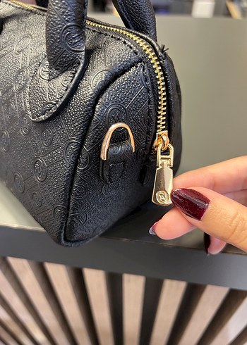 Vakko Mini Siyah Deri Kadın El Çantası - Görsel 3