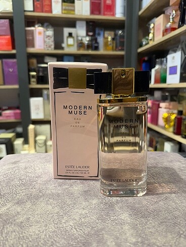 Modern Muse Estee Lauder