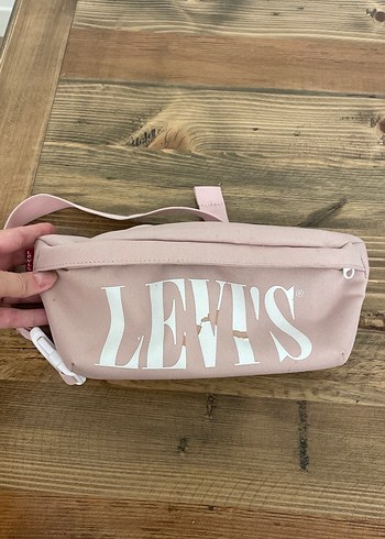 Levis Levi S Pudra Pembe Capraz Canta