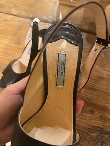 38 Beden siyah Renk Prada