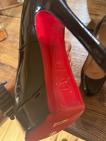 38 Beden Christian Louboutin Bianca
