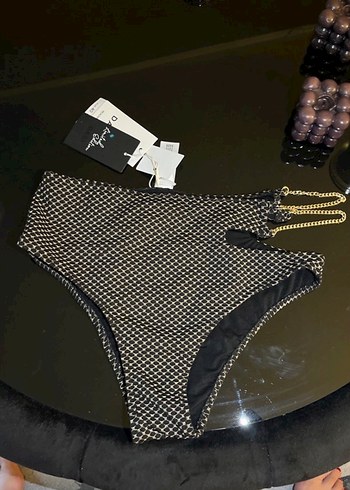 Zincir Detaylı Siyah Yılan Desenli yüksek bel Bikini Altı - Görsel 5