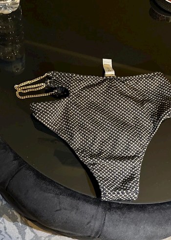 Zincir Detaylı Siyah Yılan Desenli yüksek bel Bikini Altı - Görsel 3