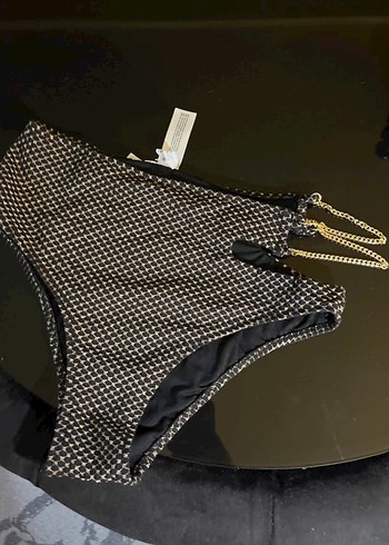 Zincir Detaylı Siyah Yılan Desenli yüksek bel Bikini Altı - Görsel 2