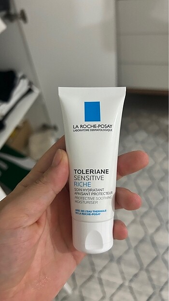 La Roche Posay la roche posay hassas ciltler içün bakım seti