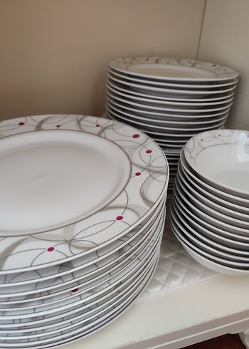 12 kişilik yemek takımı