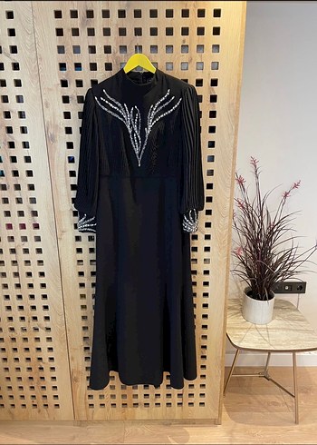 44 Beden Uzun Siyah Gotik Abiye Elbise