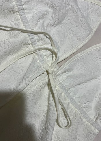 Bluz canlı beyaz ışıktan böyle çıkmış - Görsel 2