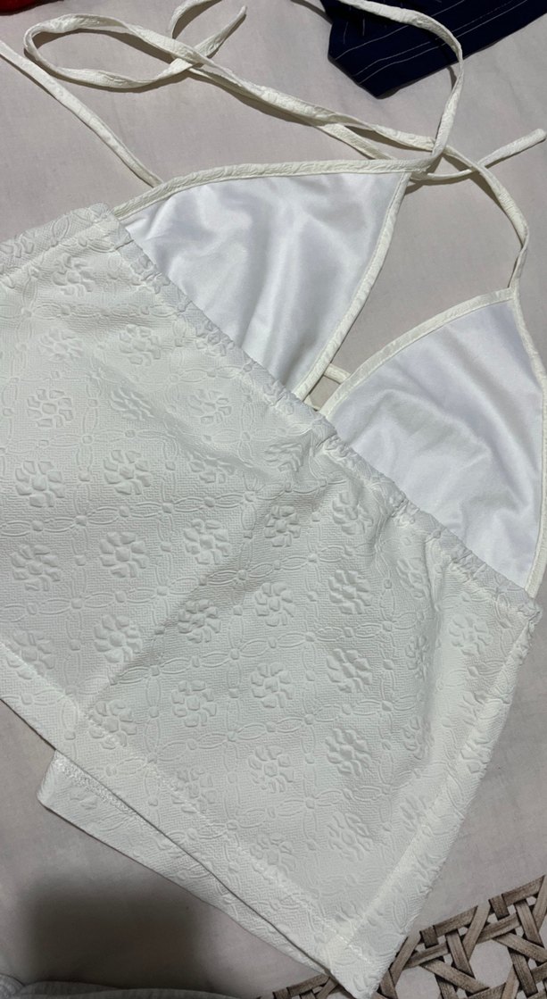 Bluz canlı beyaz ışıktan böyle çıkmış - Görsel 3