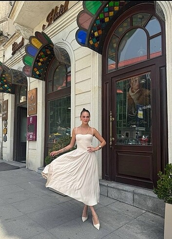 Askılı Prenses Model Elbise